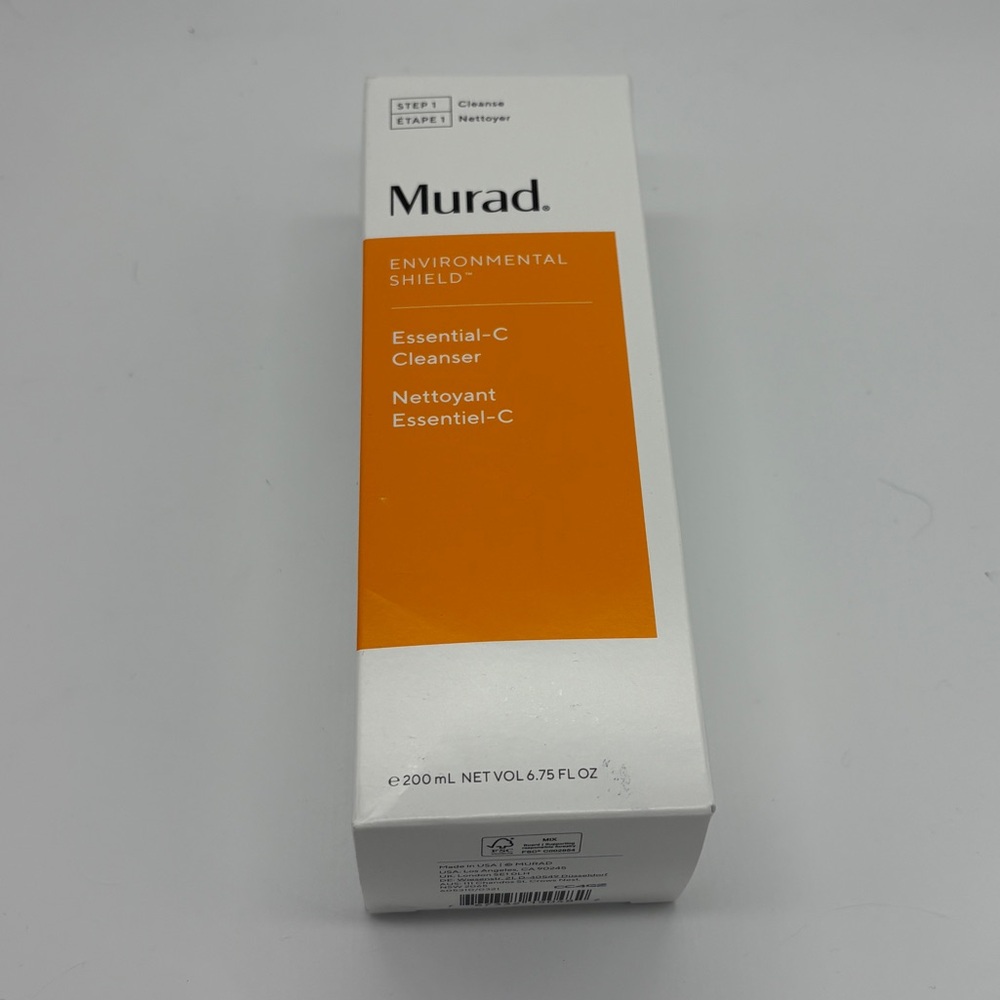 BNIB Murad Essential-C Cleanser